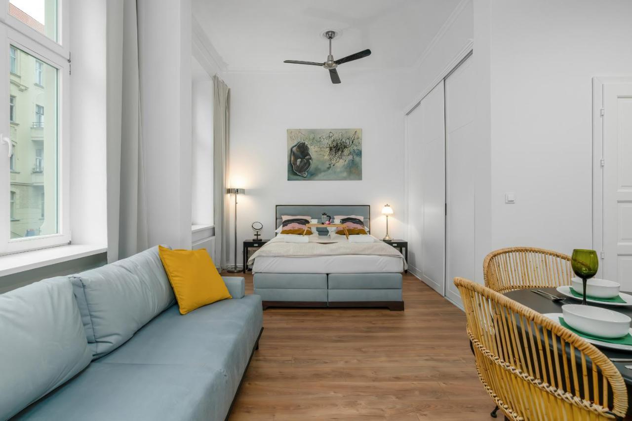 Deluxe Mtp Apartments Matejki By Noclegi Renters Poznan Exterior photo