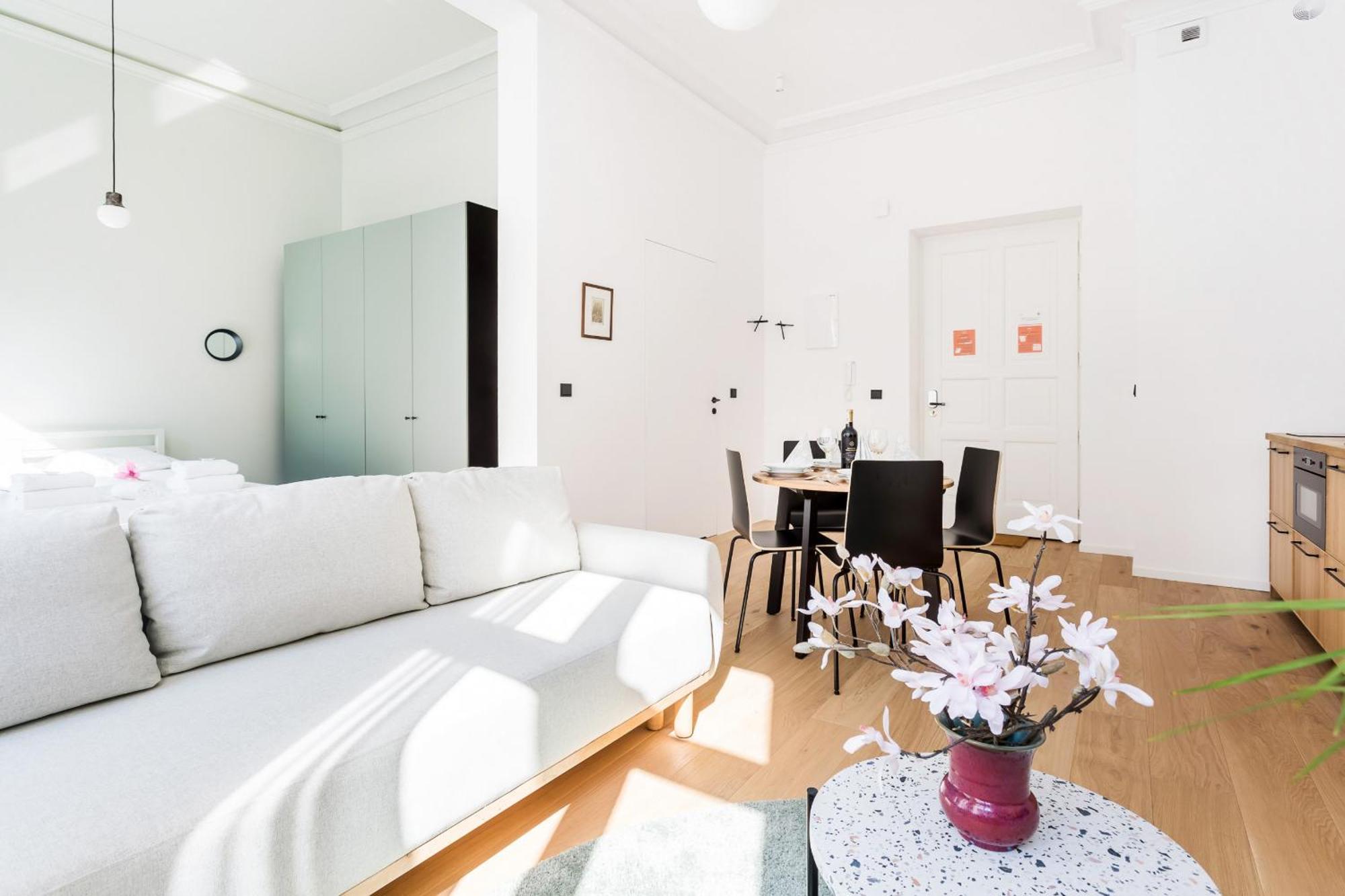 Deluxe Mtp Apartments Matejki By Noclegi Renters Poznan Exterior photo